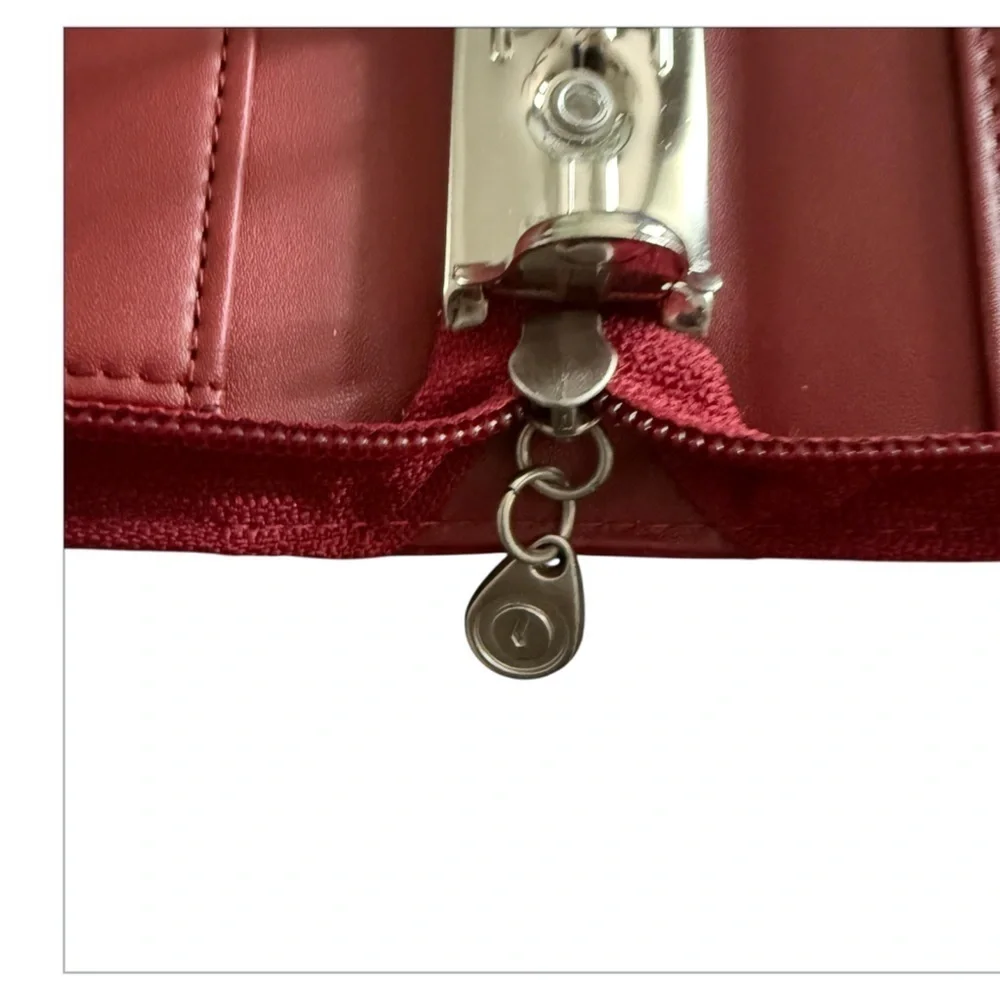 FRANKLIN COVEY 365 Red 7 Ring Planner Binder Retractable Handles 8